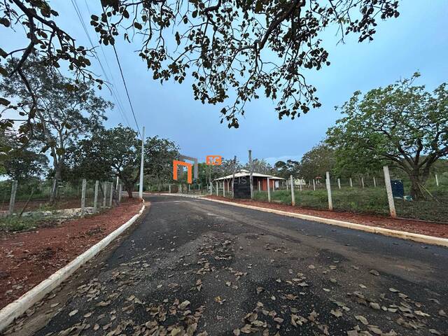 Lote em Condomínio para Venda em Jequitibá - 4